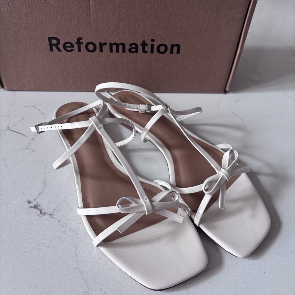 REFORMATION NWT Maya Bow Sandal 6.5